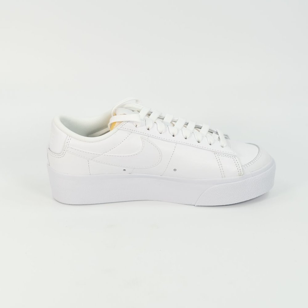 Nike Women's Blazer Low Platform 'Triple White' DJ0292-100 Leather 2021 6 - 12 - Picture 6 of 10